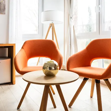 Hotel Vier Jahreszeiten Therme & Kliniken Bad Krozingen Naehe Freiburg & Schwarzwald Ideal Fuer Wellness Kur & Business Ausfluege 24H Check In- Wlan & Parken Gratis Exterior photo