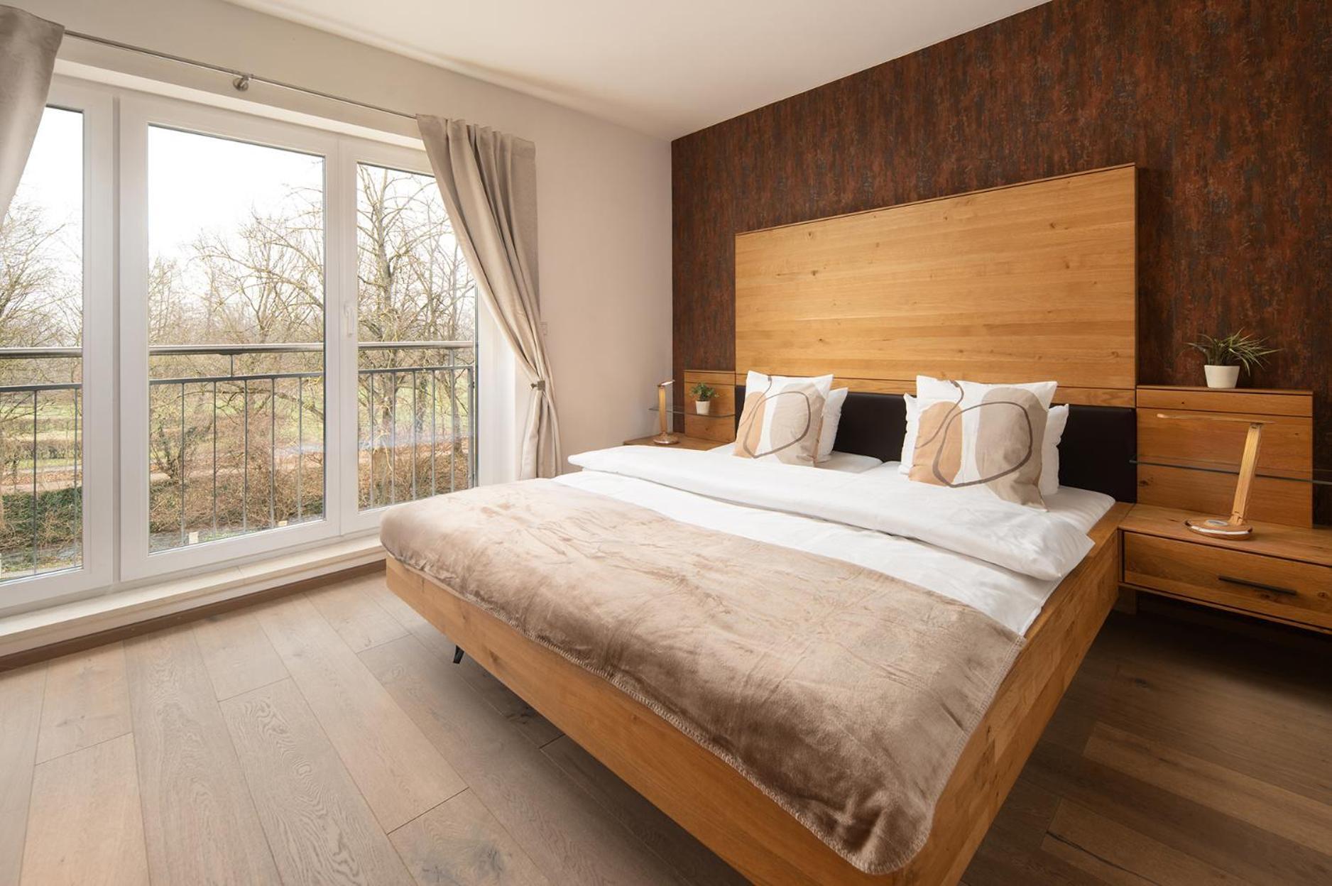 Vier Jahreszeiten Therme & Kliniken Naehe Freiburg & Schwarzwald Ideal Fuer Wellness Kur & Business Ausfluege 24h Check In- Wlan & Parken Gratis 3*